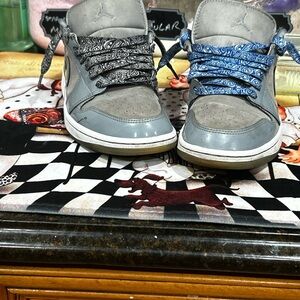 Jordan Kids Gray Sneakers with Patterned Laces